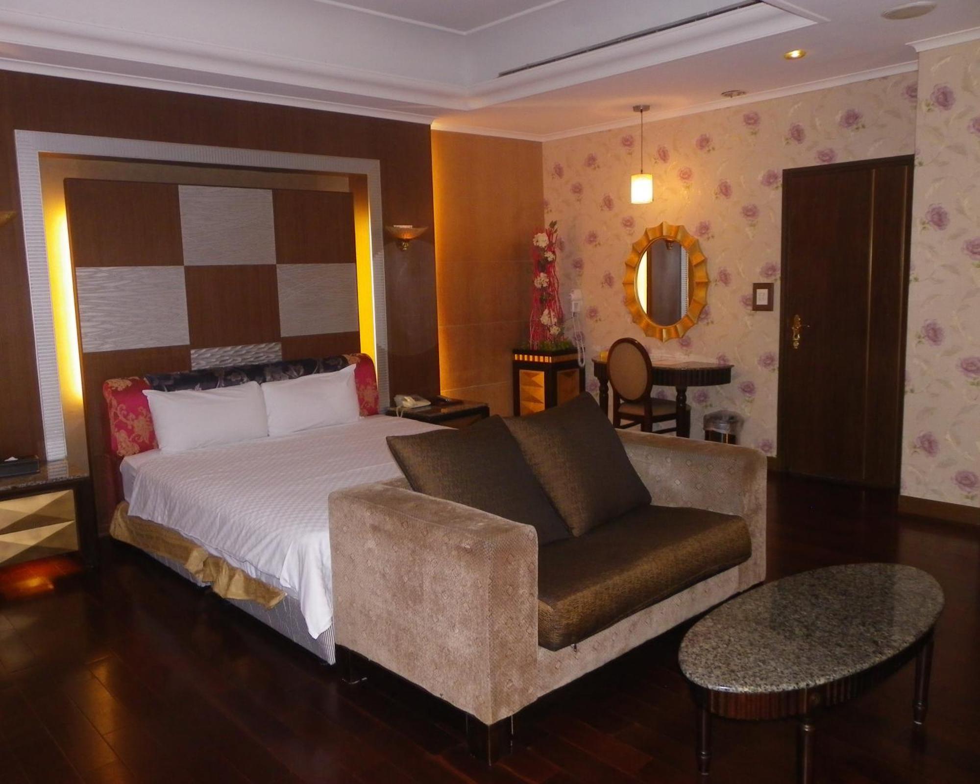 Sunflower Motel Cidade de Hsinchu Exterior foto