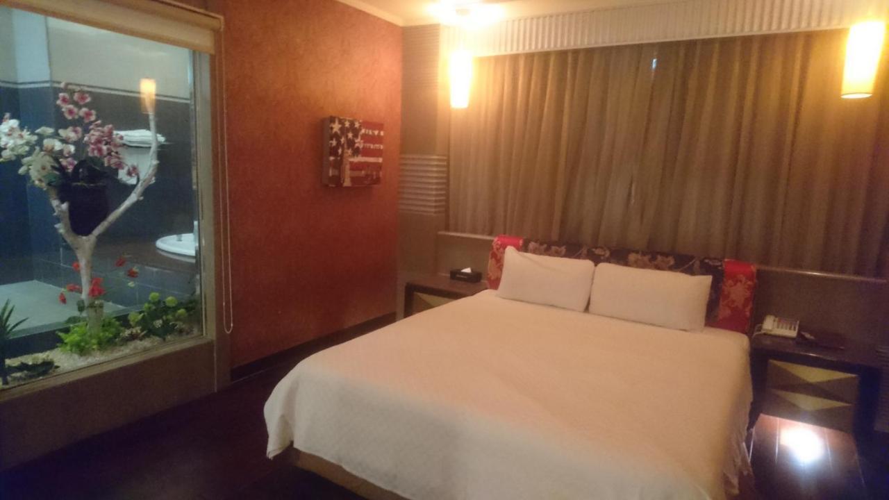 Sunflower Motel Cidade de Hsinchu Exterior foto